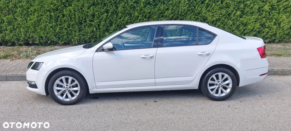 Skoda Octavia 1.5 TSI ACT Ambition - 4