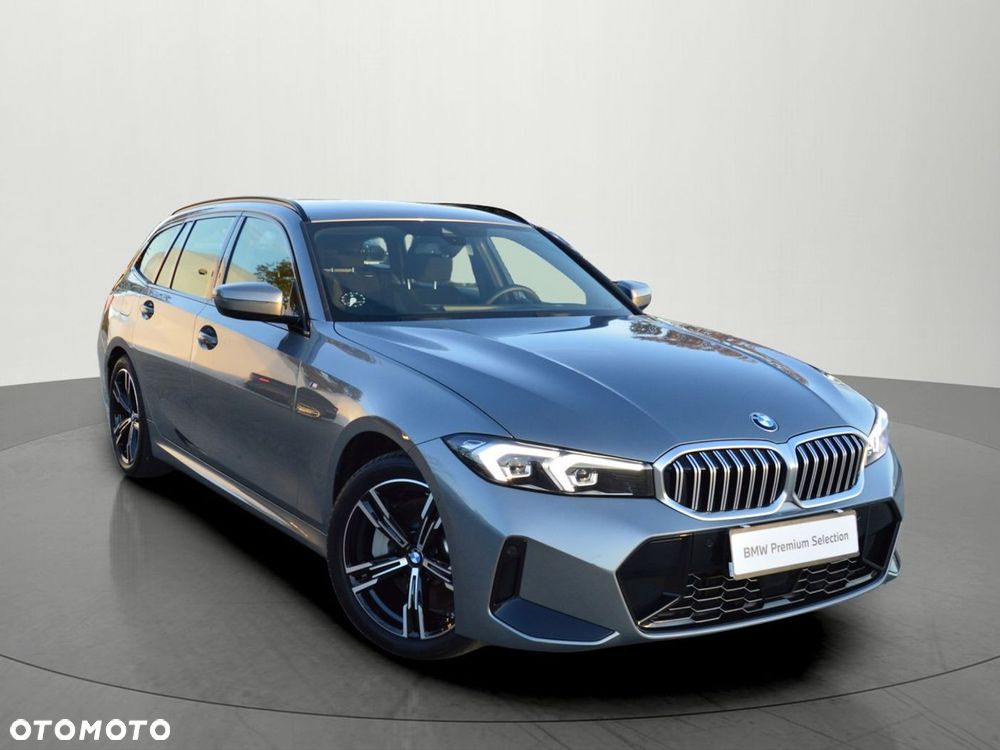 BMW Seria 3 330i M Sport - 2