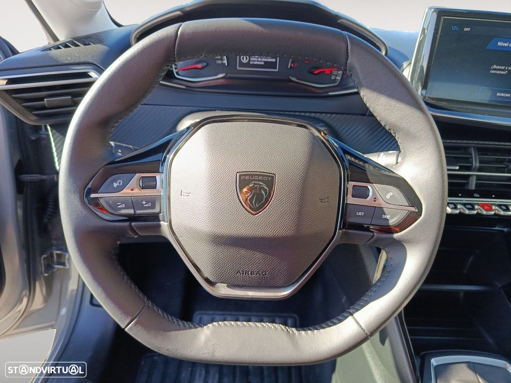 Peugeot 208 1.2 PureTech Active - 12