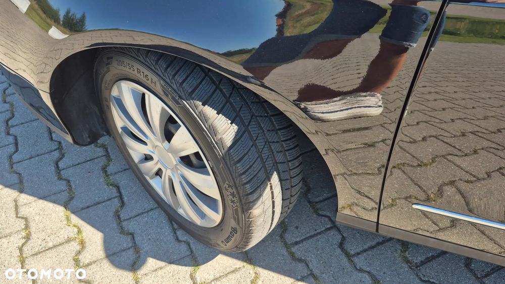 Volkswagen Passat 1.8 TSI Highline - 13