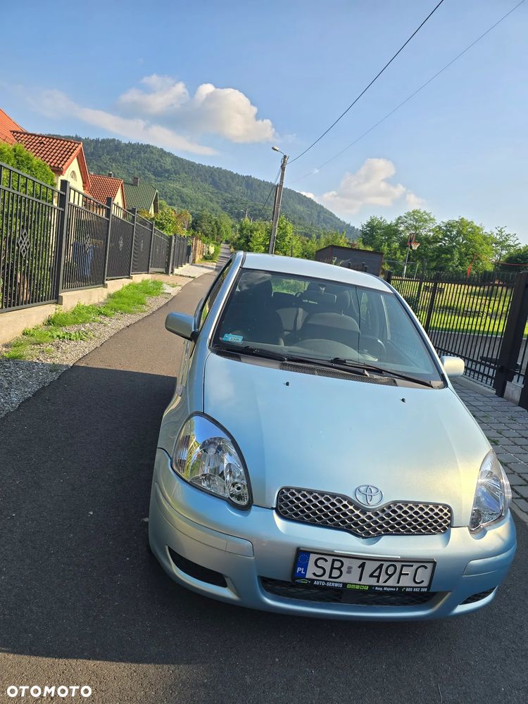 Toyota Yaris - 5