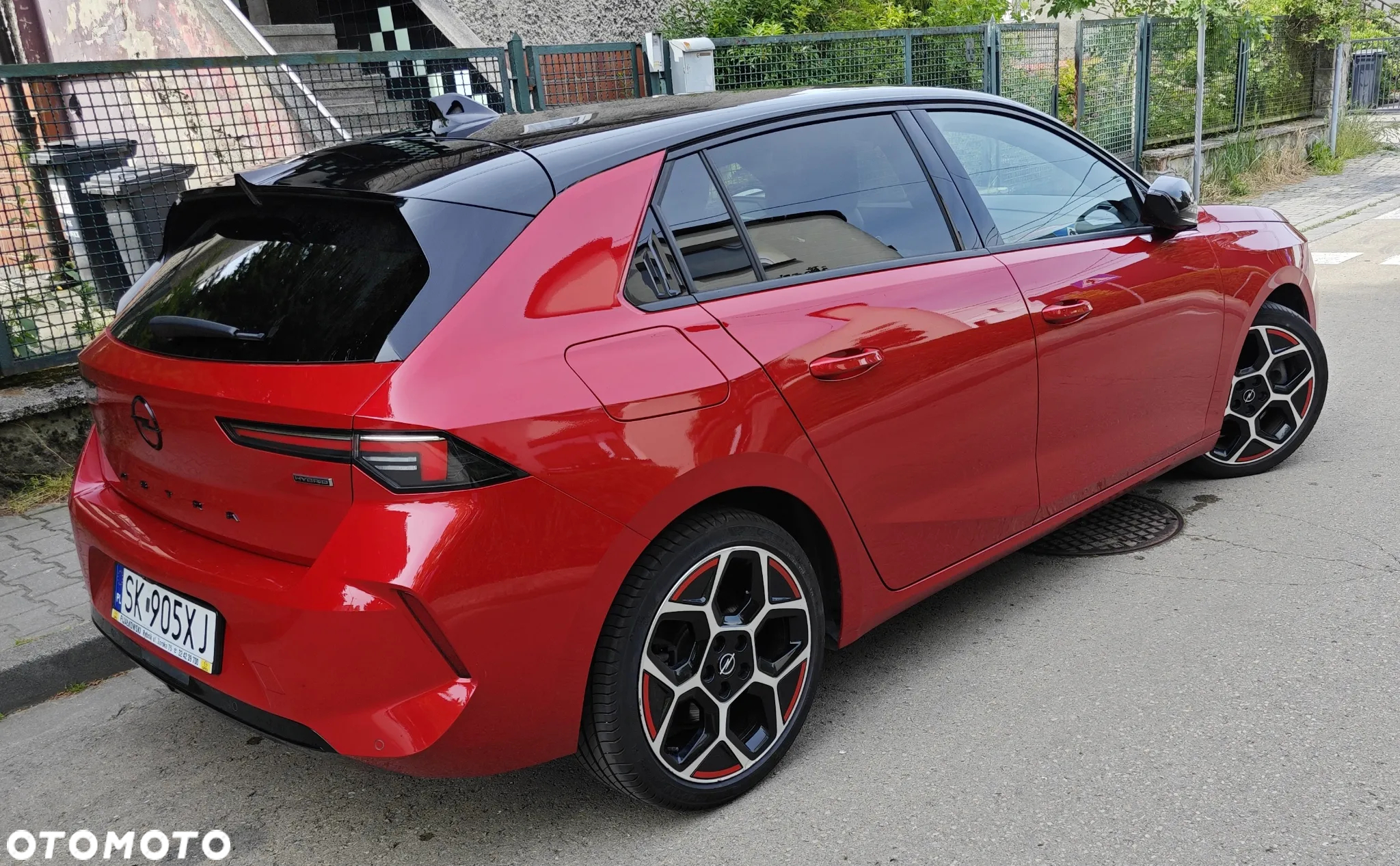 Opel Astra VI 1.6 T Plug-in Hybrid GS Line - 13