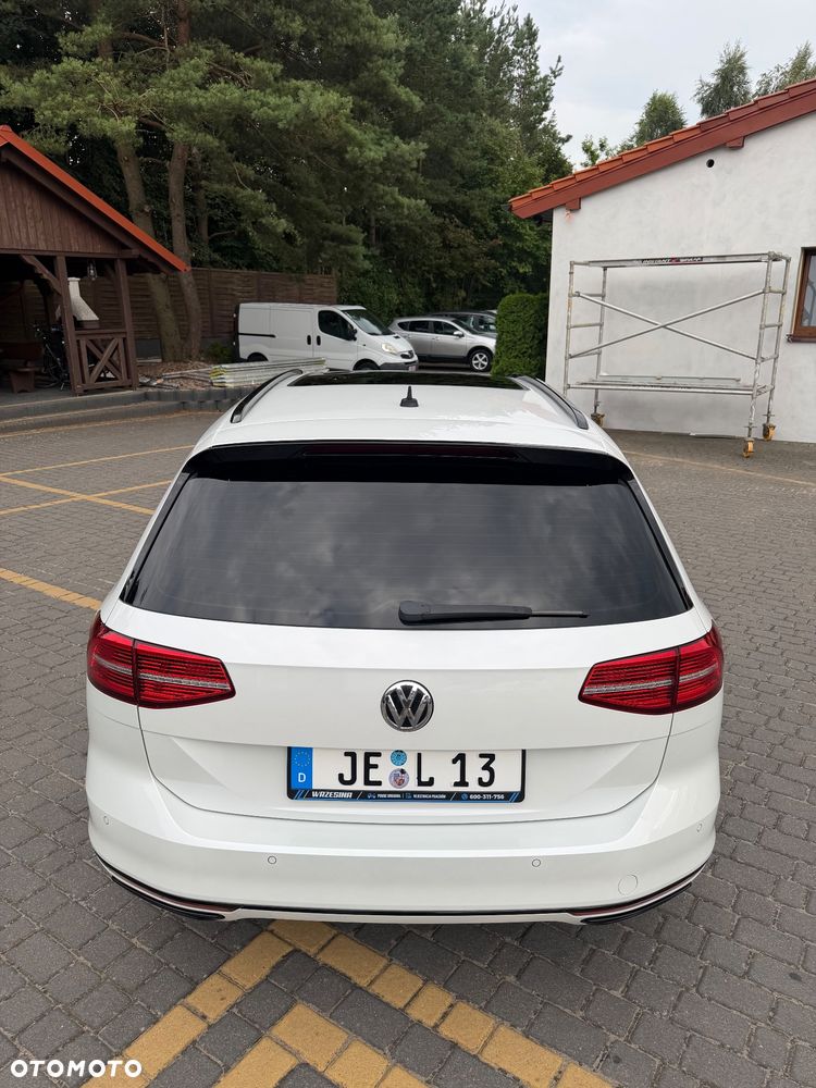 Volkswagen Passat 2.0 TDI Bi-Turbo BMT 4Mot Highline DSG - 11