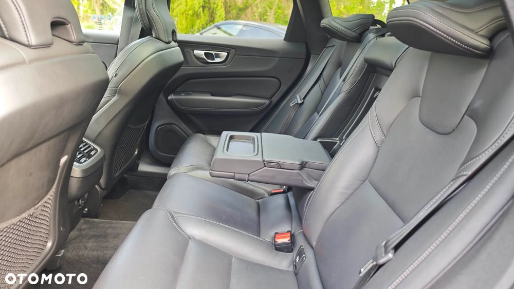 Volvo XC 60 B4 D AWD Inscription - 14