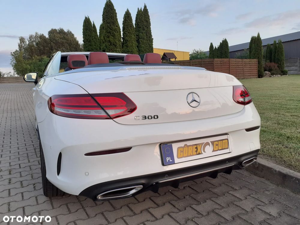 Mercedes-Benz Klasa C 300 9G-TRONIC - 9