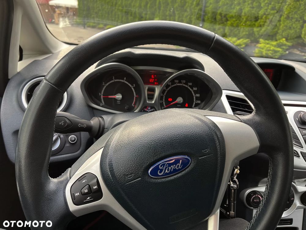 Ford Fiesta 1.4 Titanium X - 13