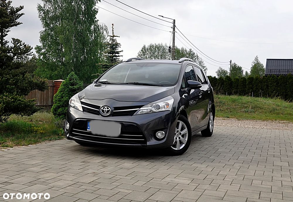 Toyota Verso 2.0 D-4D Prestige 7os - 4