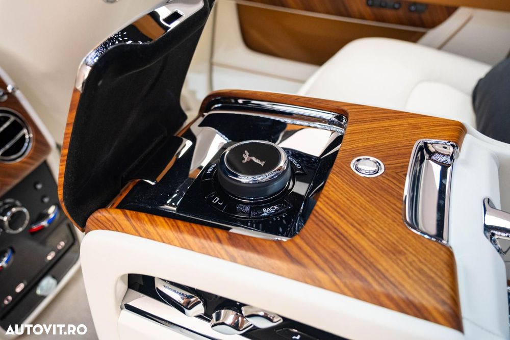 Rolls-Royce Cullinan - 32