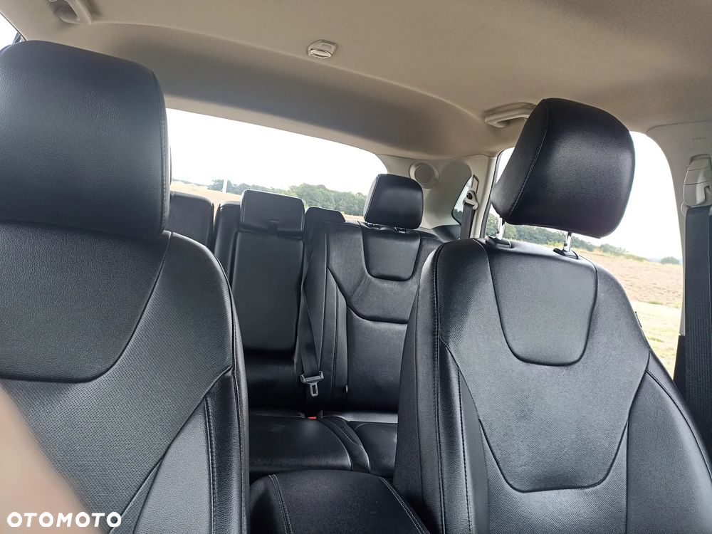 Ford Edge - 9