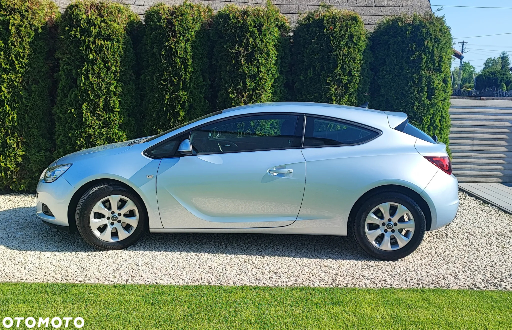 Opel Astra GTC 1.4 Turbo - 6