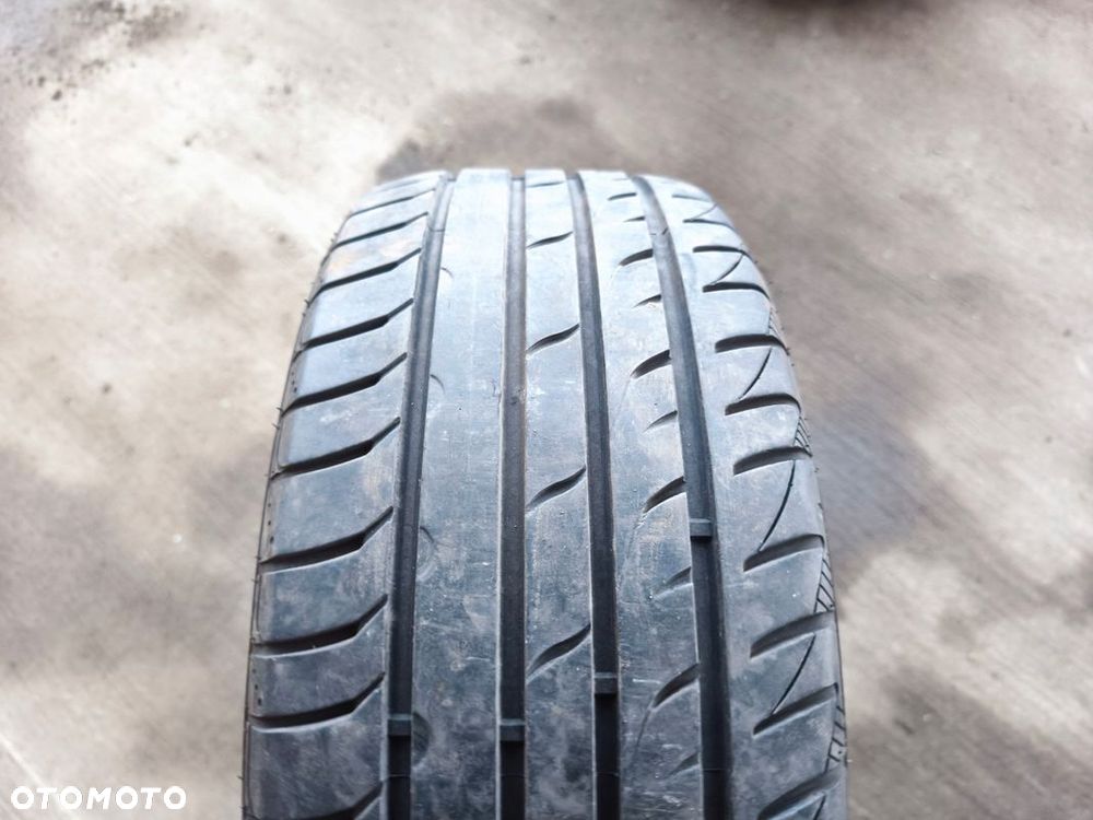 OPONA LATO EVERGREEN DYNACONTROL EU728 215/45R16 90W 45/21 5MM - 2