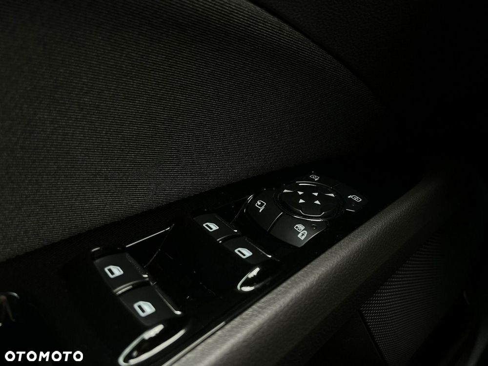 Ford Mondeo - 18