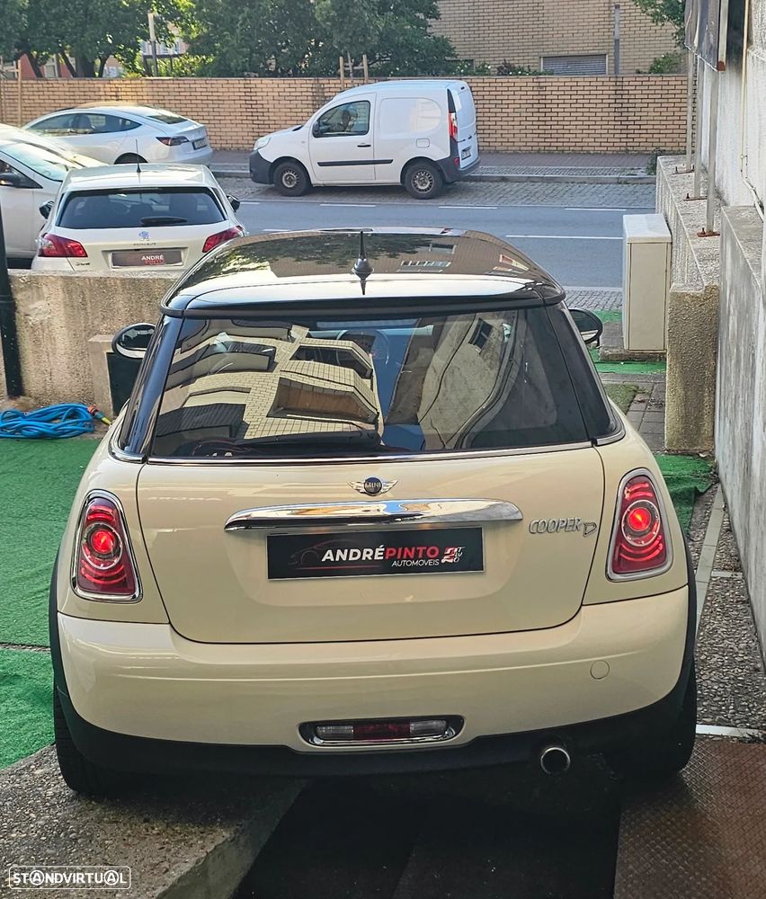 MINI 3 Portas Cooper D - 5