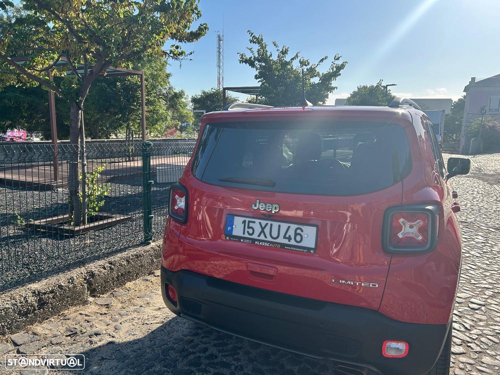 Jeep Renegade 1.3 T Longitude DCT - 23