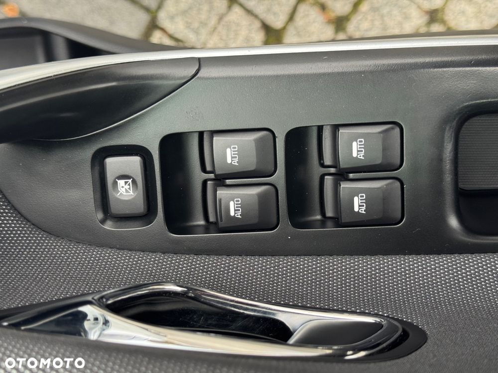 Kia Ceed 1.6 GDI SW ISG UEFA EURO 2016 - 21