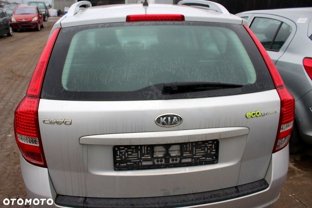 Kia Ceed I Lift ED 2011 1.4i G4FA Kombi (MASKA, ZDERZAK, LAMPA, BŁOTNIK, DRZWI, SZYBA, FOTEL) - 4