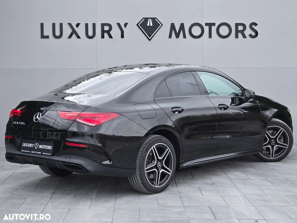 Mercedes-Benz CLA 250 e 8G-DCT AMG Line Advanced Plus - 4