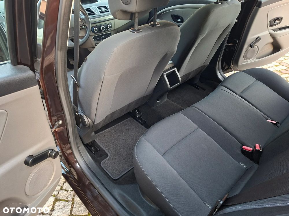 Renault Megane 1.6 16V 100 TomTom Edition - 13