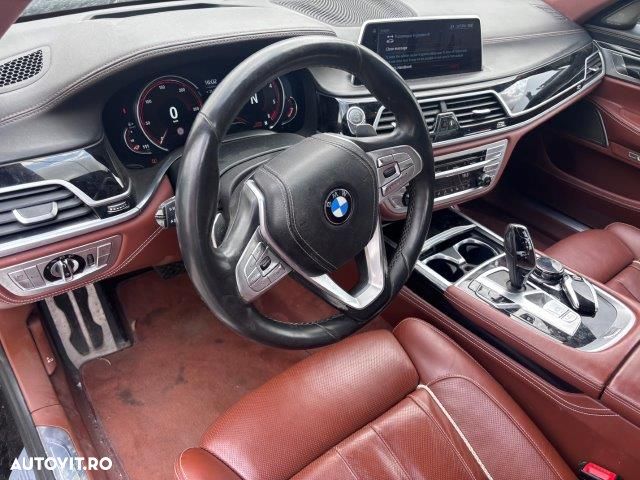 BMW Seria 7 - 8