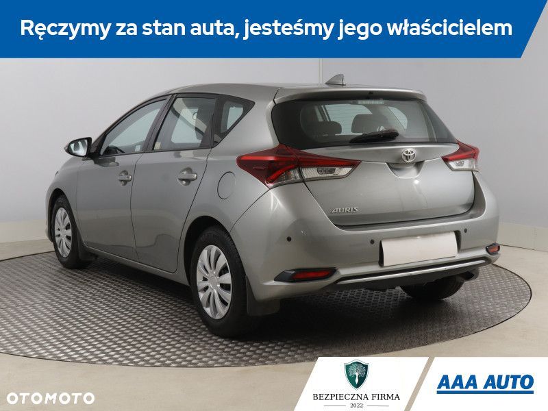 Toyota Auris - 6