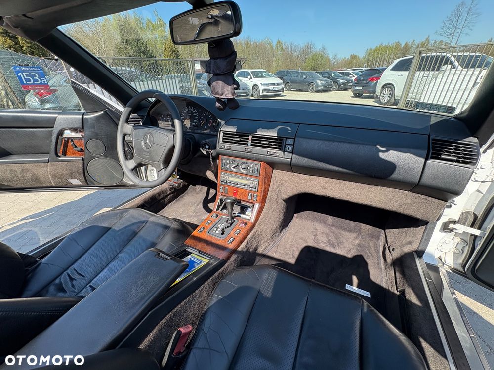 Mercedes-Benz SL - 21
