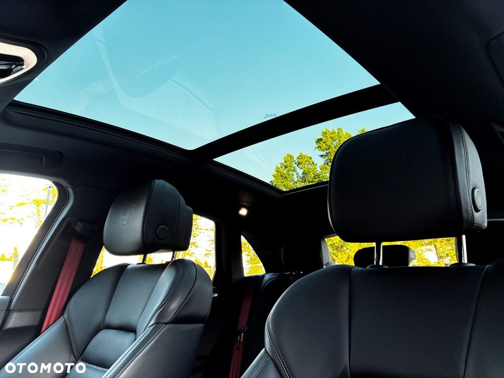 Porsche Macan - 22