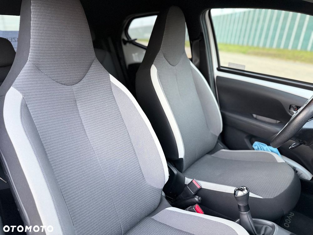 Toyota Aygo 1.0 VVT-i Color Edition - 20