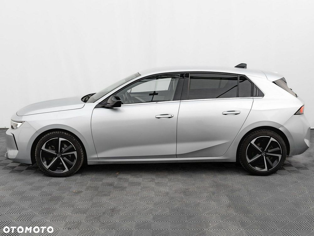 Opel Astra 1.2 T Elegance S&S - 10