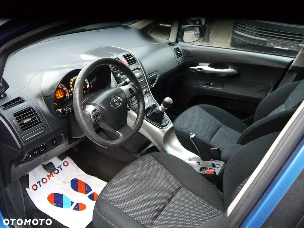 Toyota Auris - 19