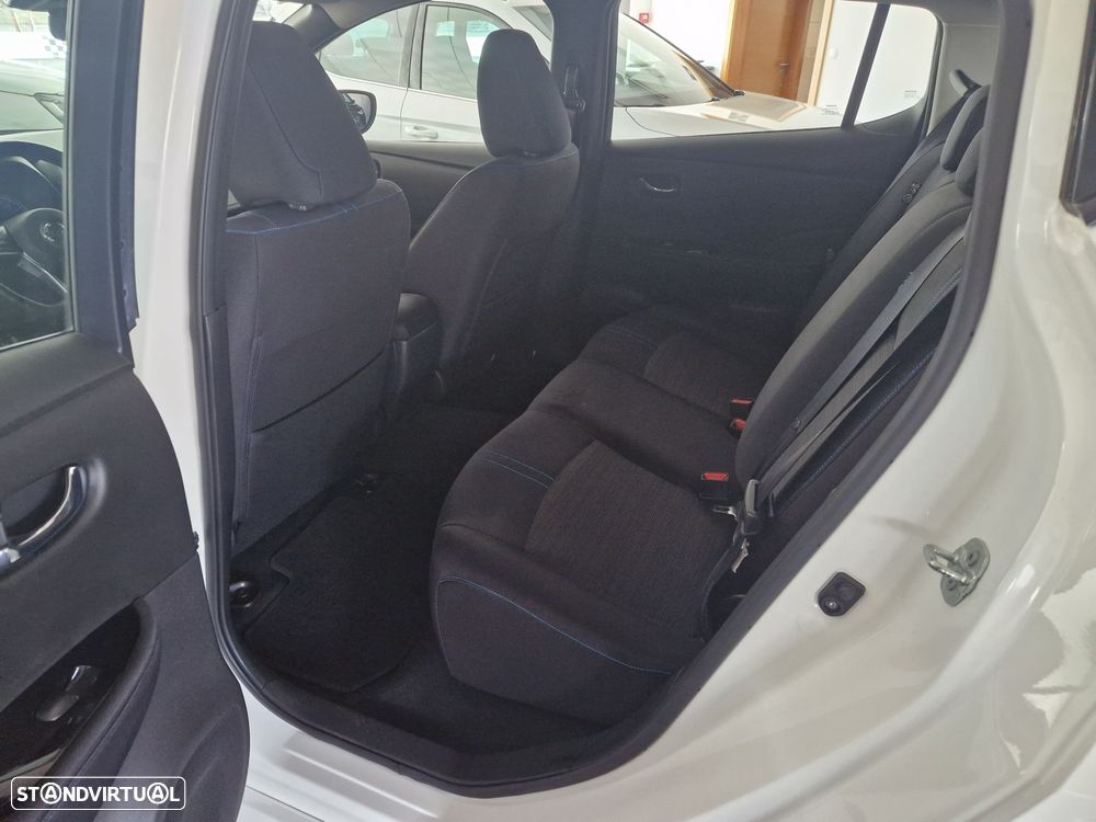 Nissan Leaf Acenta - 11