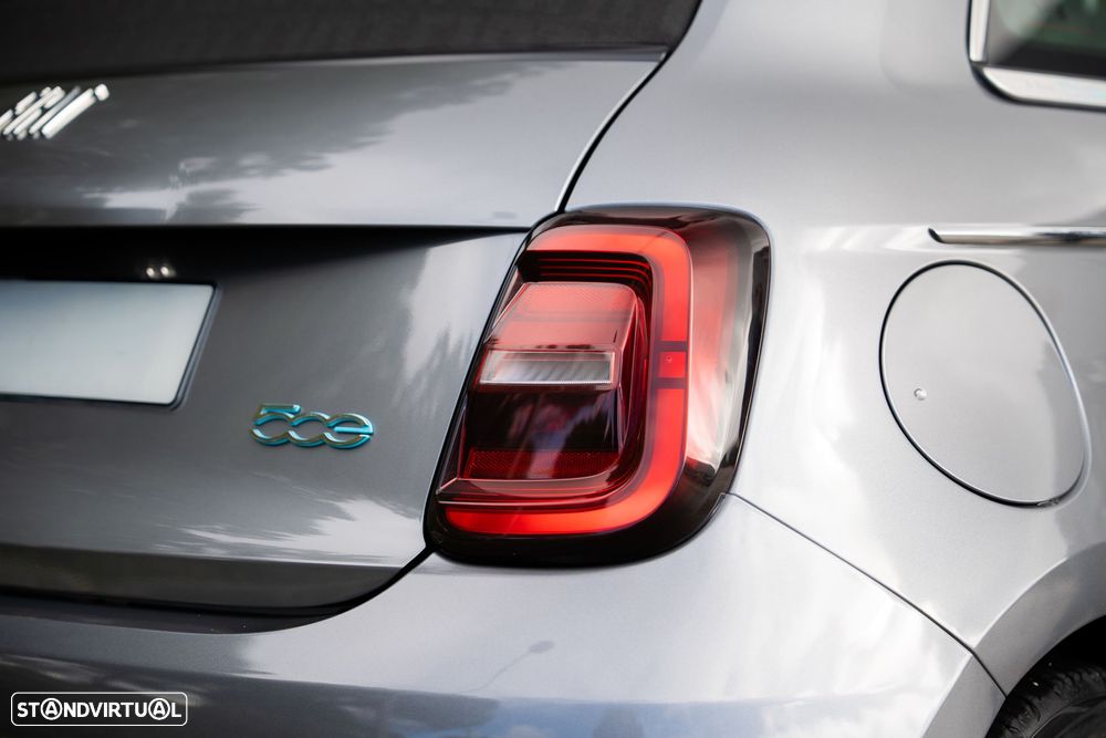 Fiat 500e C La Prima - 12