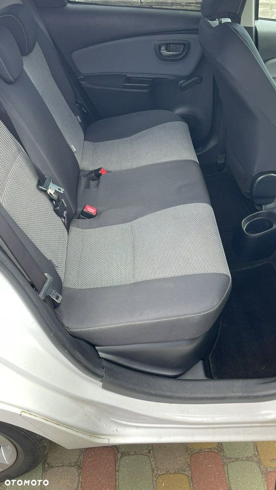Toyota Yaris - 21