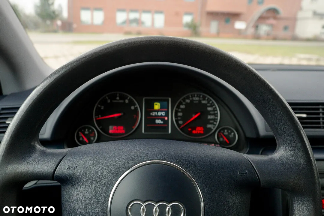 Audi A4 Avant 1.8T Quattro - 16