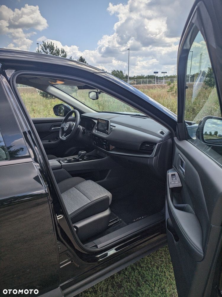 Nissan X-Trail - 4