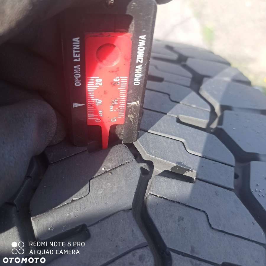 265/70 R19.5 Michelin X Multi D - 3
