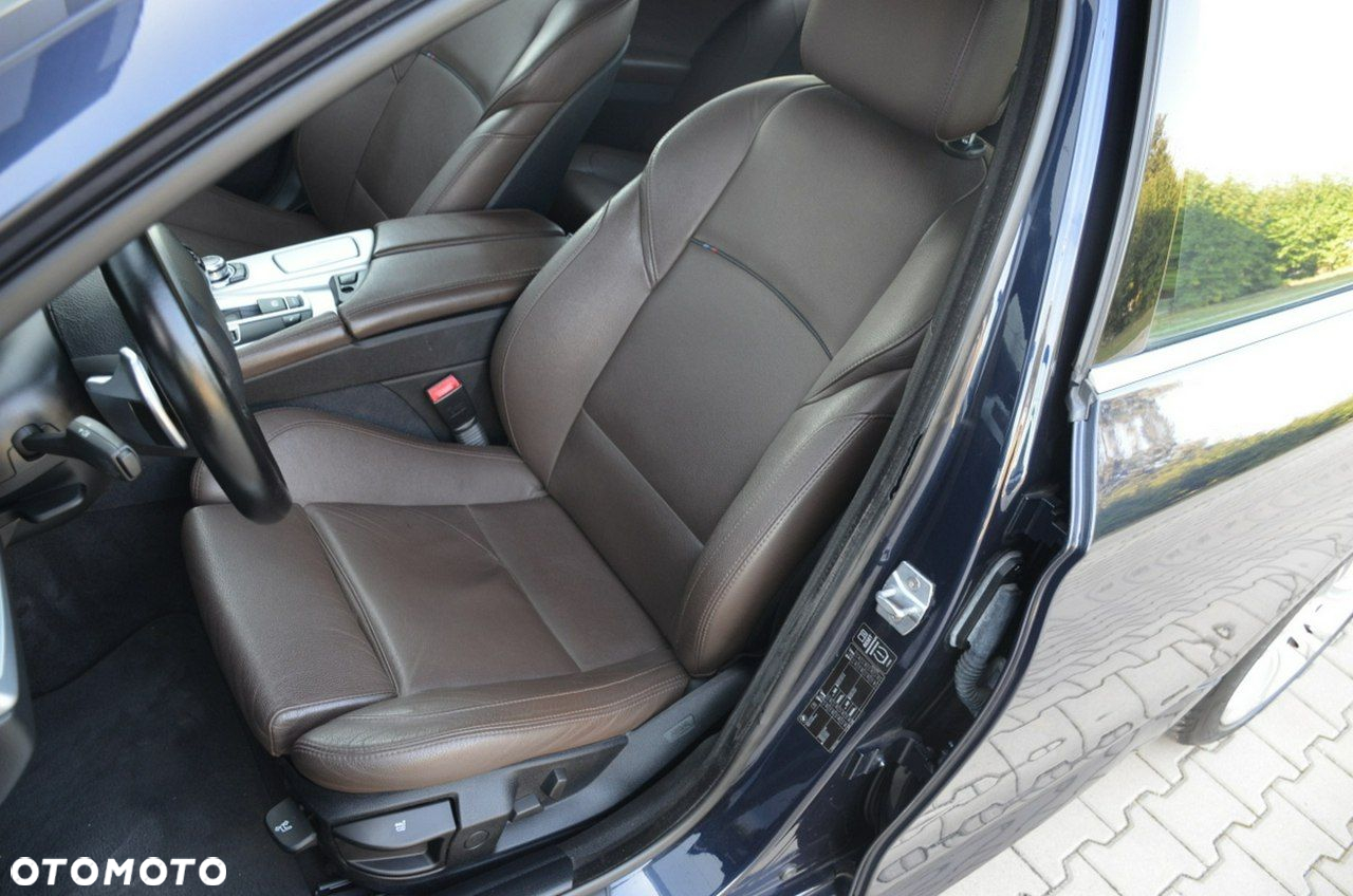 BMW Seria 5 - 24