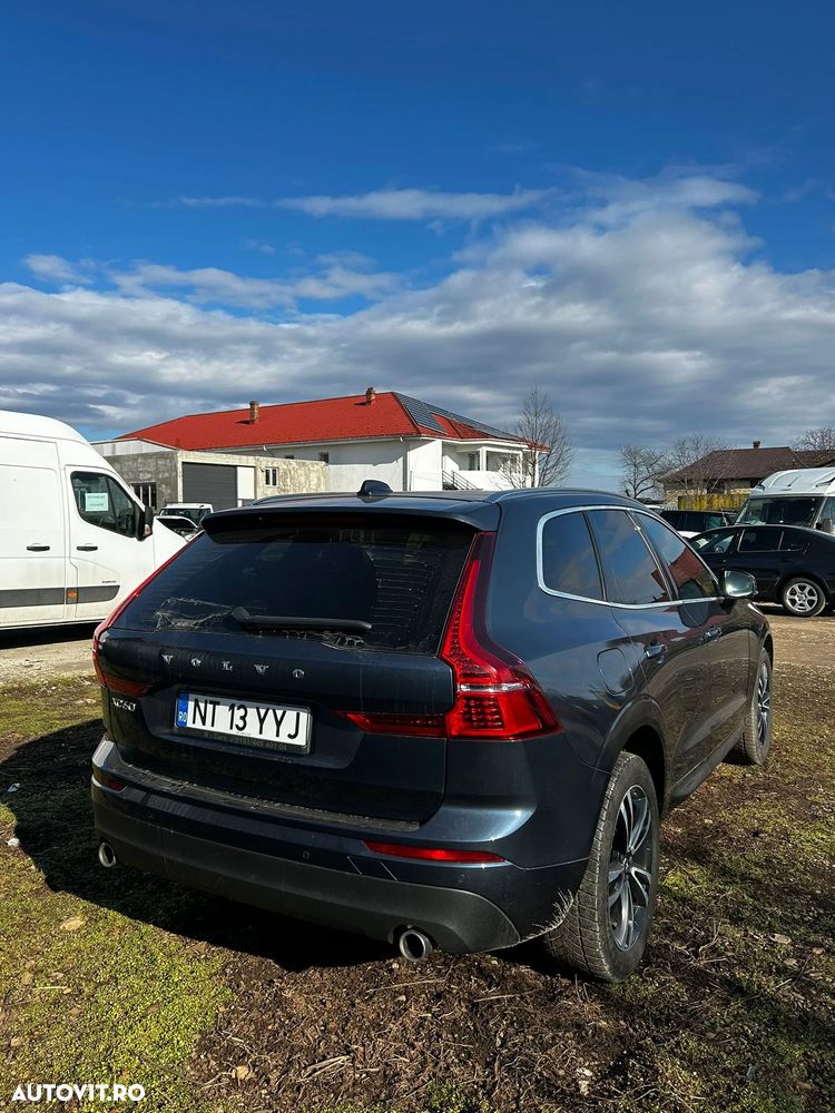 Volvo XC 60 - 4