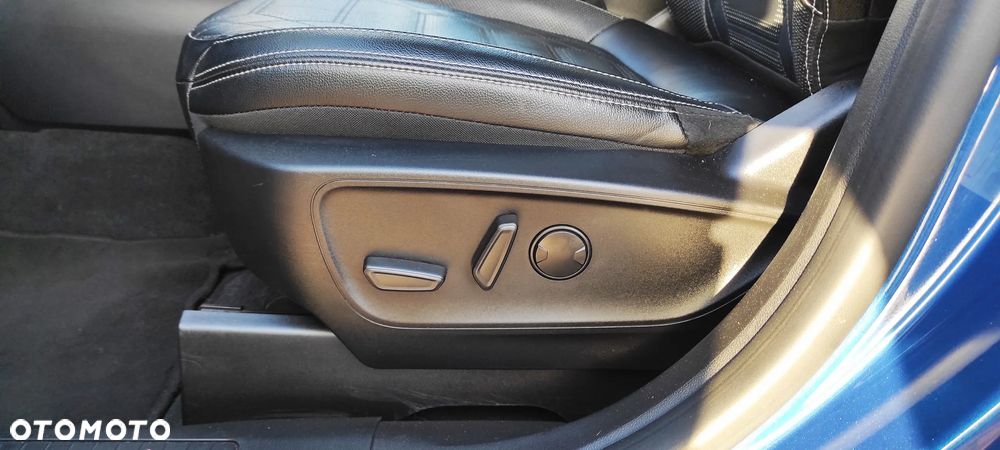 Ford Kuga - 18