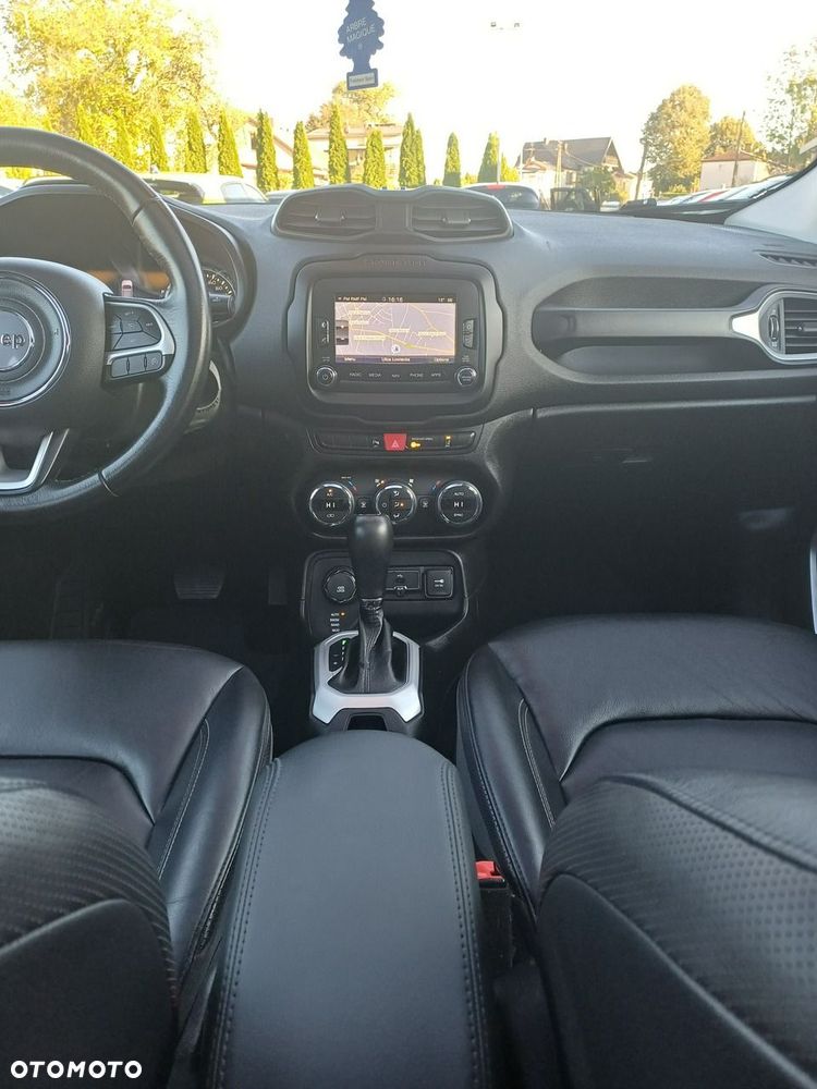 Jeep Renegade 1.4 MultiAir Limited 4WD S&S - 23