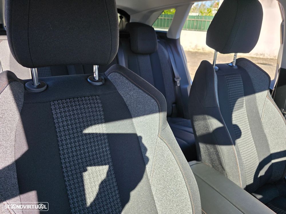 Peugeot 3008 PureTech 130 Stop & Start GPF Active - 18