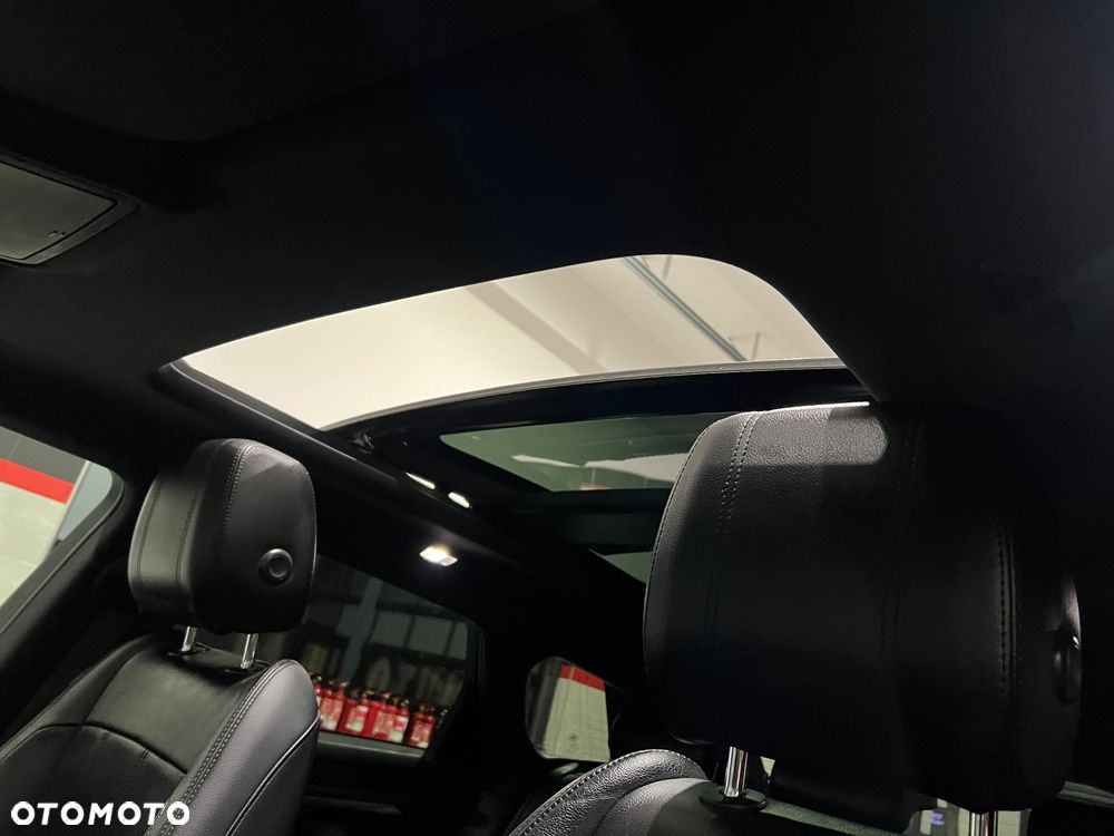 Land Rover Range Rover Evoque - 16