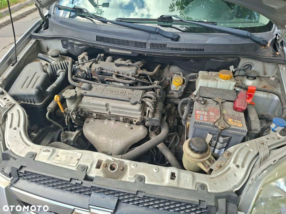 Chevrolet Aveo - 5