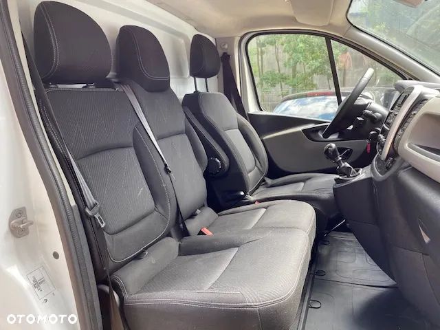 Renault TRAFIC - 8