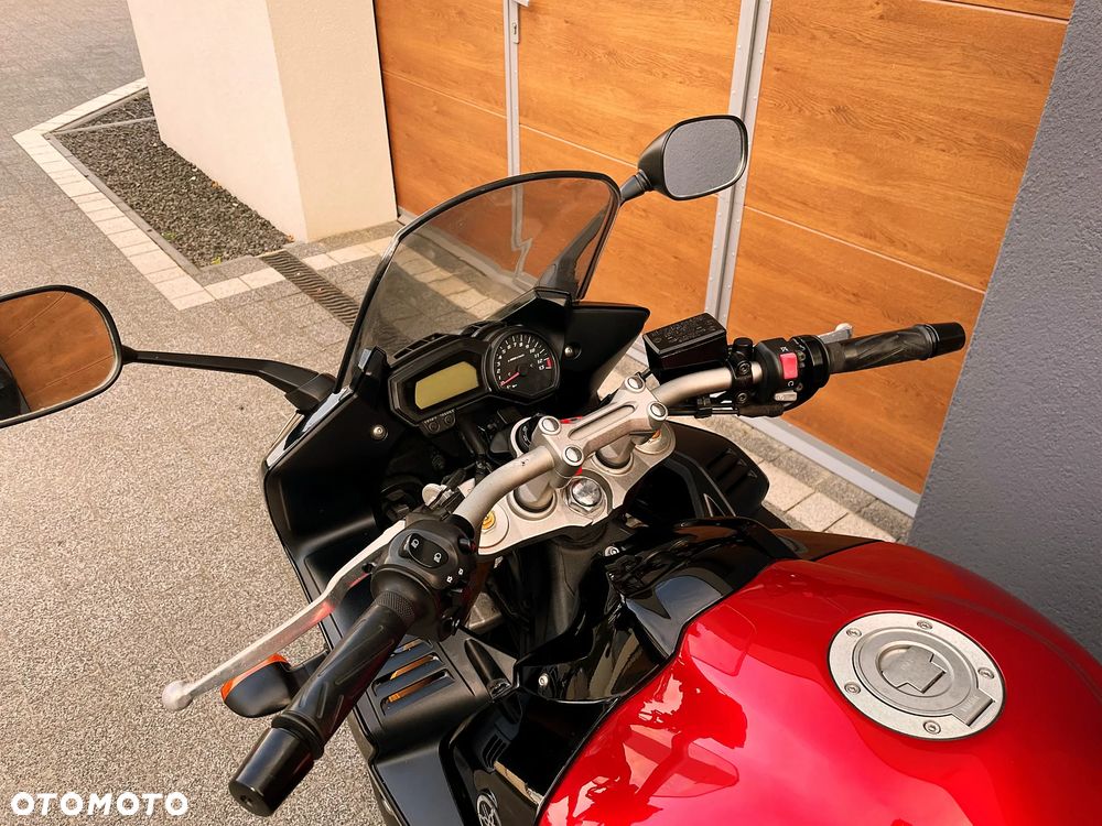 Yamaha FZ - 7