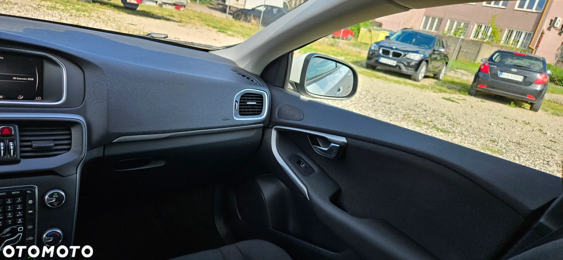 Volvo V40 D2 - 25