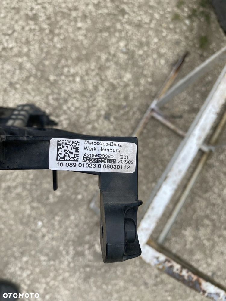 PAS PRZEDNI MERCEDES C W205 A2056204101 - 4