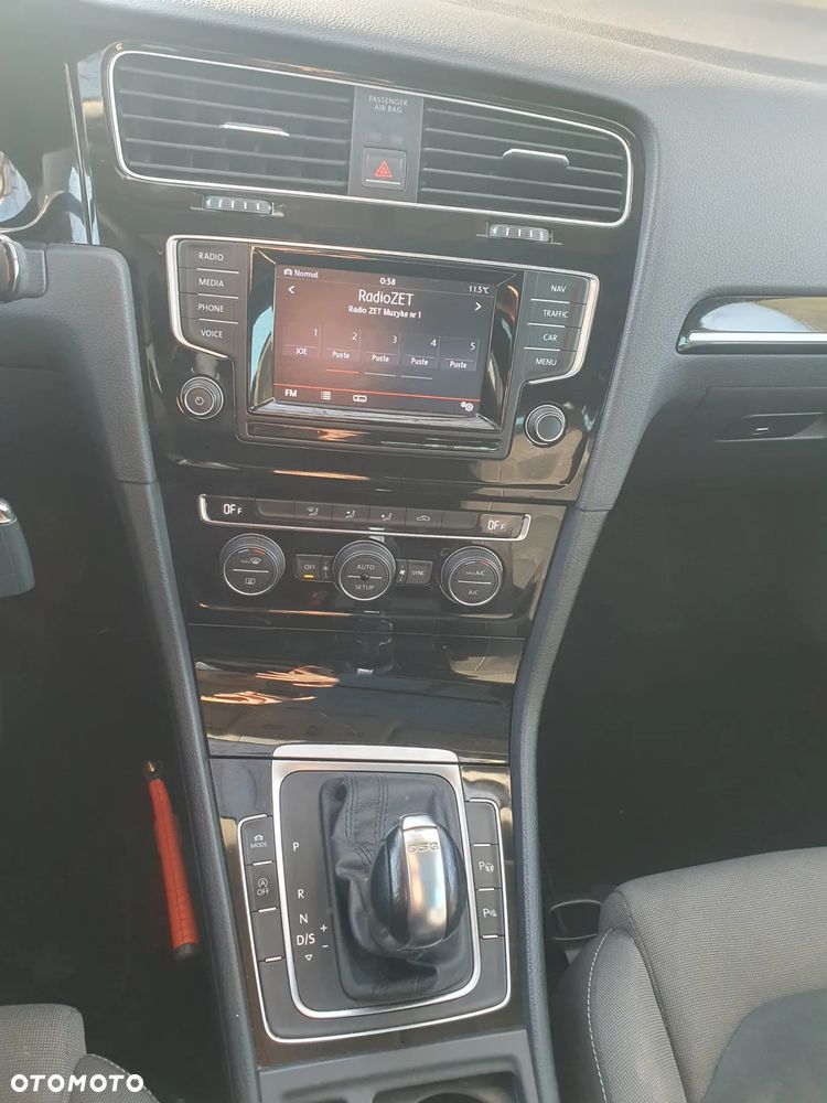 Volkswagen Golf VII 1.4 TSI BMT Highline DSG - 23