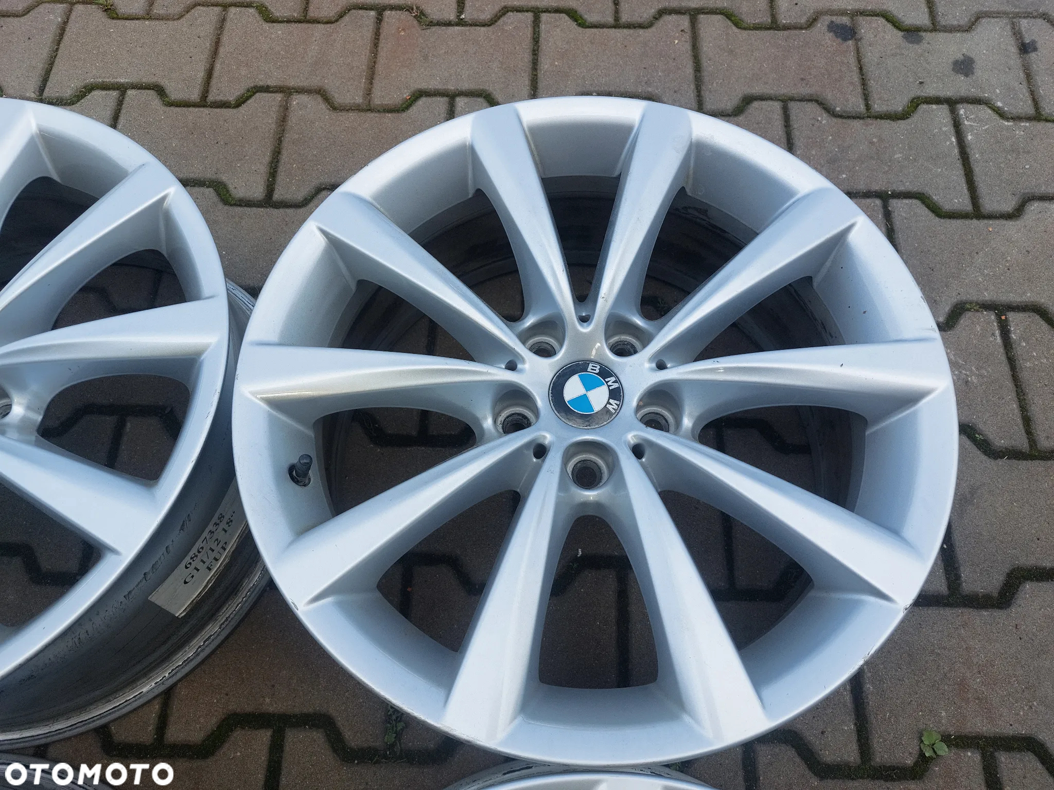BMW 5 G30 G31 STYLING 642 FELGI 18 8J ET30 5X112 ORYGINAŁ ! 6867338 JAK NOWE! - 4