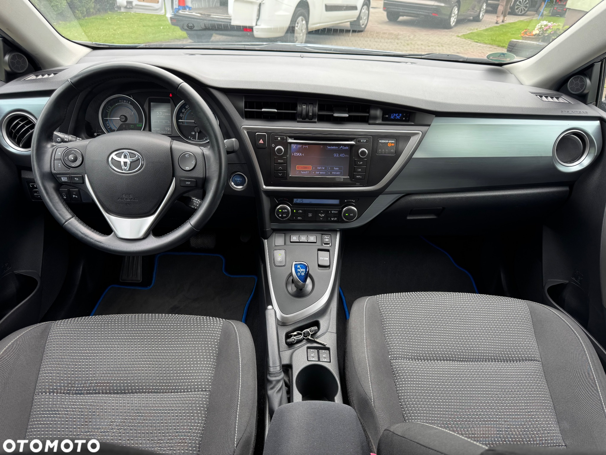 Toyota Auris Hybrid 135 Prestige - 16