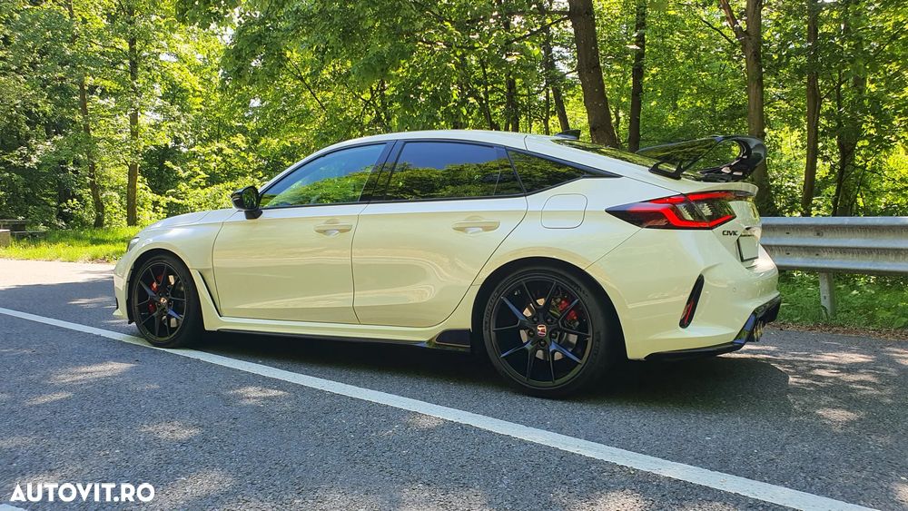 Honda Civic 2.0 VTEC Turbo Type R - 9